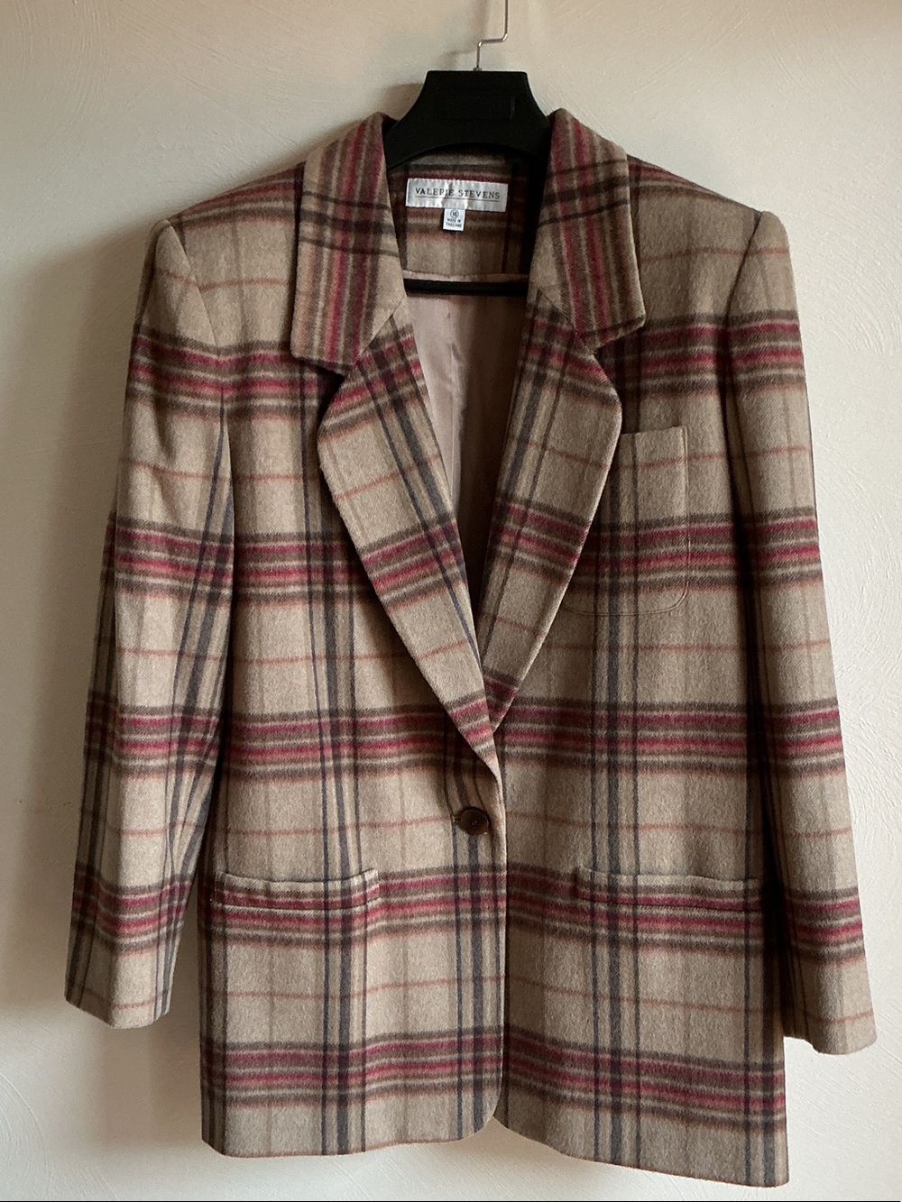 Valerie Stevens 80% Wool Beige Plaid Blazer/Coat with Pink and Gray Stripes 16